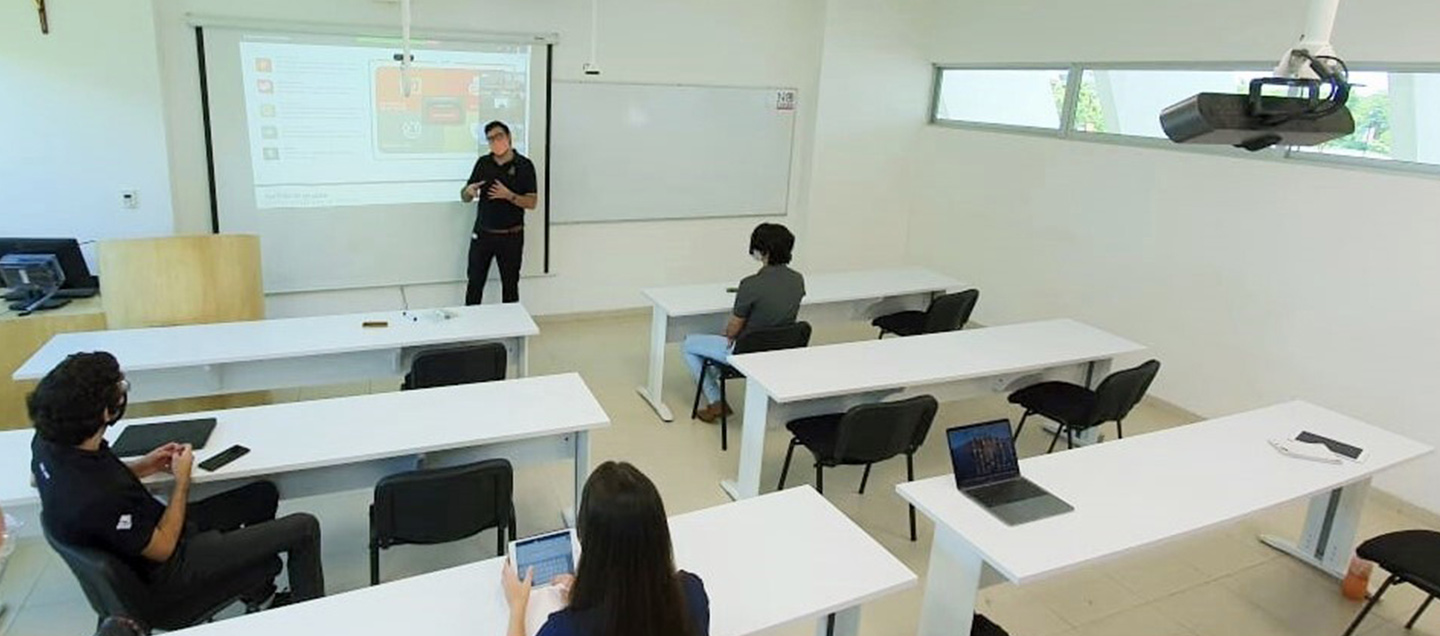 Anáhuac Mayab prepara regreso a clases